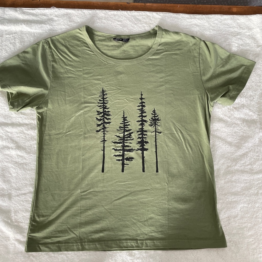 SHEIN T-shirt